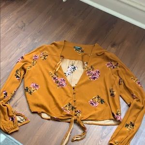 Wild fable floral crop top